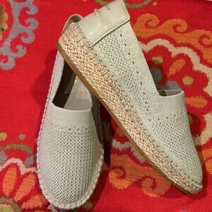 Cole Haan Cloudfeel Stitchlite Espadrille Slip-On size 5.5 Beige & gold